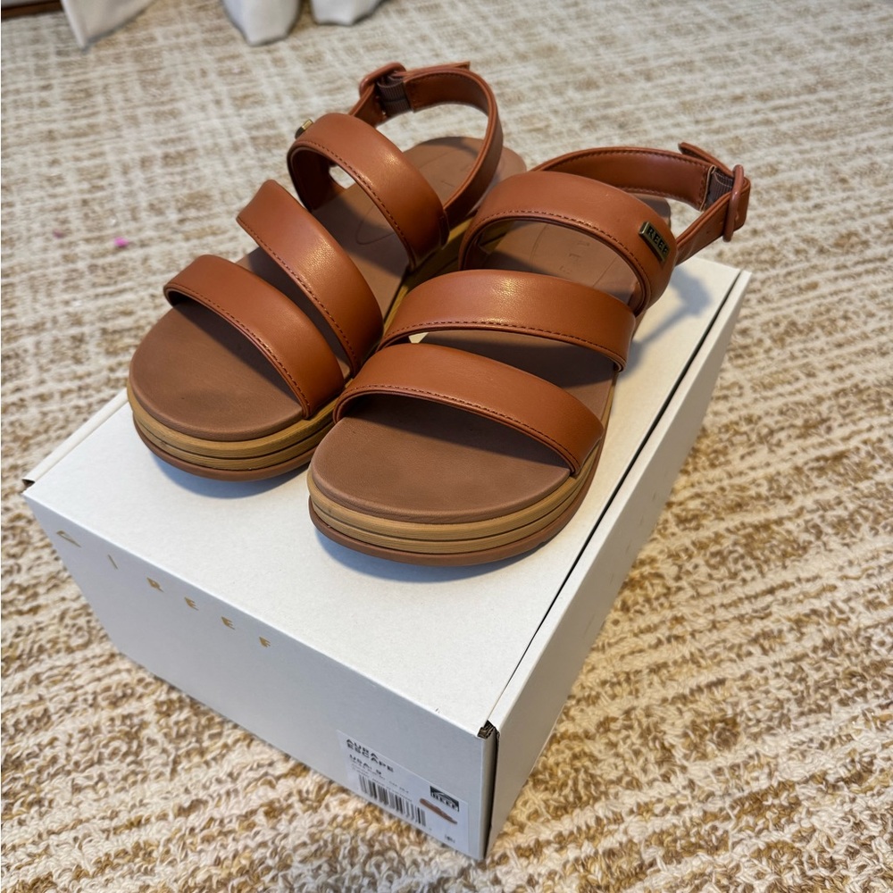 Reef Women's Aura Escape Sandals Size 9 NWB - Picture 5 of 9